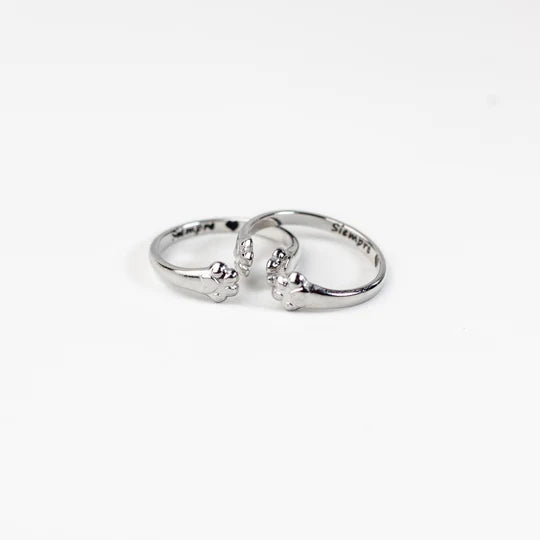 ANILLO ABRAZO DE HUELLITAS 2X1